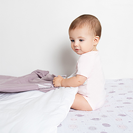 Perlimpinpin Bamboo Newborn Cocoon Plum with Planet - Image 3